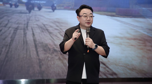 李天柱.png