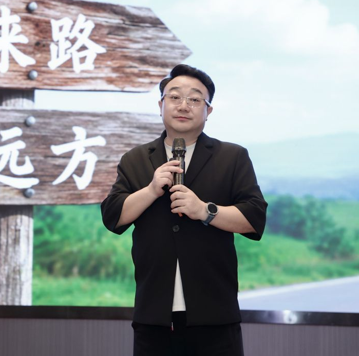 李天柱1.png